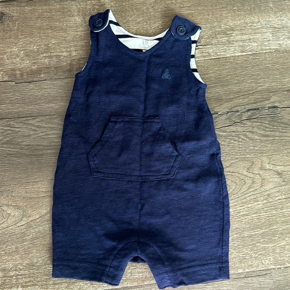 Gap Rompers - Picture 1 of 9